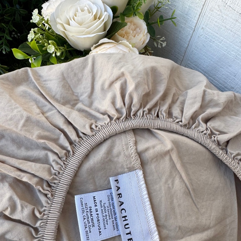 PARACHUTE
Signature Organic Cotton fitted sheet size King new without tags - Picture 4 of 12